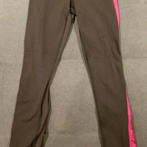 LULULEMON PACE TIGHT *SE WEAVE BLACK BERRY RUMBLE SIZE 2 EUC! *RARE* - Picture 7 of 12